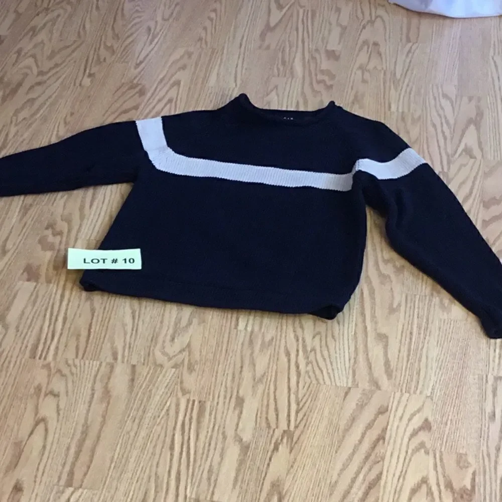 Heavy weight knit sweater by GAP in XXL